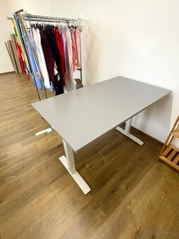 Psací stůl 80x140cm - 2