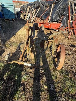 Pluh podmítací_nové radlice - 2