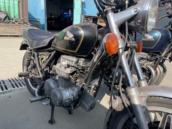 Honda CB 650  2x - 2