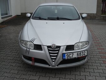 Alfa Romeo GT 1.9 JTD - 2