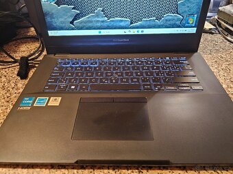 ASUS ExpertBook B2 B2402CBA-EB0229 Star Black kovový - 2