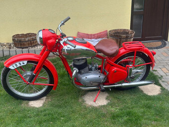Jawa pérák - 2