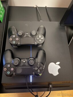 Prodám PS4 1TB - 2