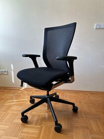 Prémiová Kancelářská židle Sidiz - výborný stav - 2