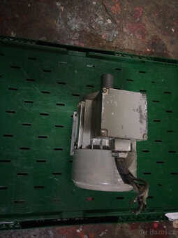 elektromotor 380/220V - 2
