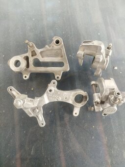 Brzdový třmen Brembo, nissin - 2