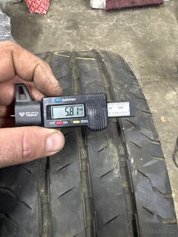 2x 215/65r16c 106/104t Continental letní dot 2018 5,5-6 mm - 2