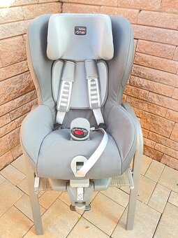 Britax Romer Safefix plus - 2