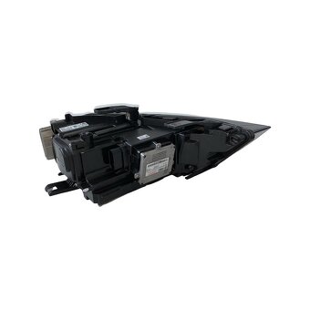 LED levý přední světlomet 8U0941773 Audi Q3 8U r.v. 2016 - 2