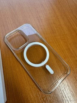 Kryt Apple Clear Case s MagSafe pro iPhone 14 Pro - 2