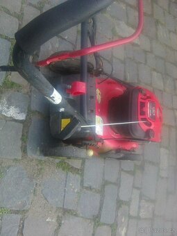 Benzínová sekačka s pojezdem - 2