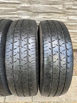 Použité letní pneu: 205/75/R16 c - 4 kusy - 2