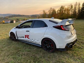 Honda Civic TypeR GT 2.0 VTEC Turbo (FK2) - 2