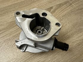 Vakuové čerpadlo Pierburg 7.05641.00.0 1.5DCI Renault - 2