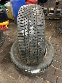 215/60/16 zimní - 2