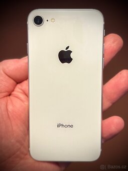 iPhone 8 - 2