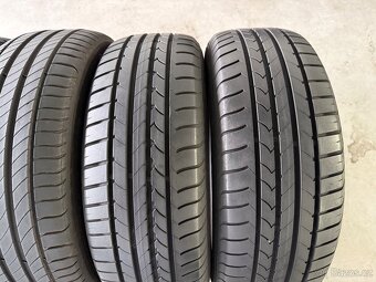prodám letní pneumatiky 205/60/16 Goodyear a Michelin sada - 2