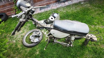 Jawa 90 Roadser - 2