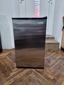 Termochladnička - minibar Guzzanti Gz-70S - 2