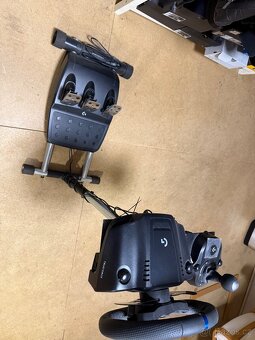 Logitech g29 +držák volantu - 2