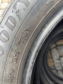 Goodyear 175/65 R15 zimní pneumatiky - 2