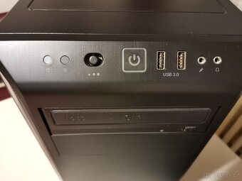 Herní počítač i5 + rtx2070 - 2