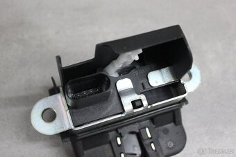 Originální Zámek pátých dveří Golf 6 5M0 827 505H - 2