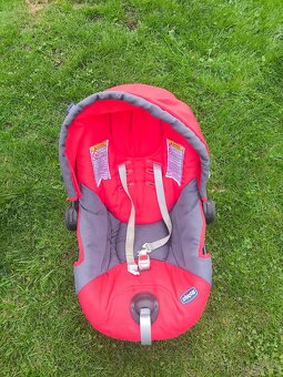 Autosedačka - vajíčko Zn. Chicco - 2
