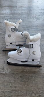 Dívčí brusle - 2