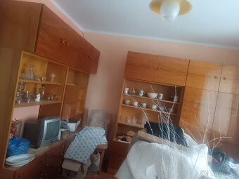 Starší obývací stěna - 2