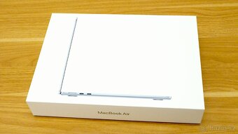 MacBook Air 15 M​4​: ZÁRUKA 24​ měsíců, Office​ v ceně, NOVÝ - 2