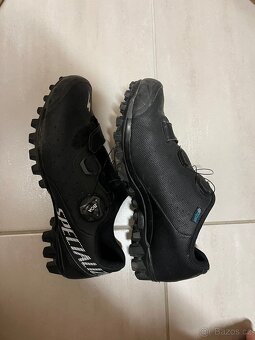 Tretry Specialized 38 - 2