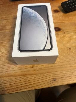 Iphone XR 64 GB - 2
