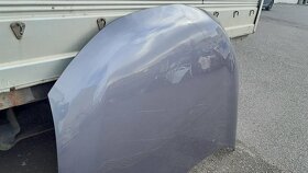 Prodám na Mitsubishi Outlander II 2006-2012 - kapota - 2