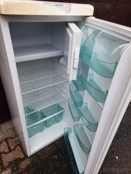 Menší lednice polar - 2