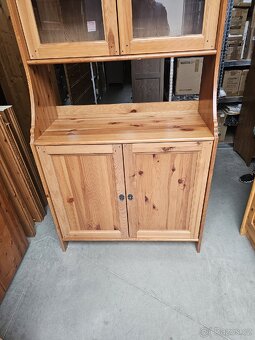 PŘÍBORNÍK- VITRÍNA IKEA LEKSVIK - 2