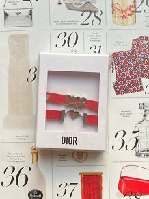 Dior ORIGINÁL náramek/ choker matný červený se srdíčkem - 2