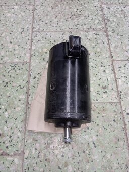 Dinamo Zetor 25, Super - 2