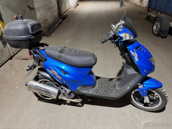 Skůtr Explorer Spin GE 50 plně pojízdný - 2