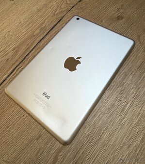 Apple iPad mini 16GB, model A1432 (funkční,rozbitý displej) - 2