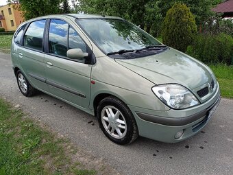 Renault MEGANE SCENIC - 2