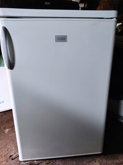 lednice s mrazákem Zanussi - 2
