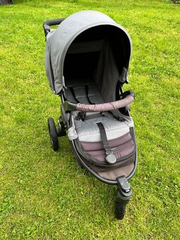 Sportovni kočár Britax B Motion šedý - 2