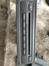 CD měnič Audi - 2