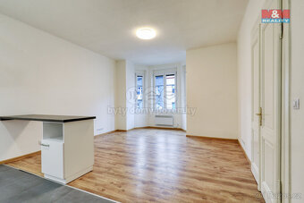 Pronájem bytu 3+kk, 78 m², Plzeň, ul. Dobrovského - 2