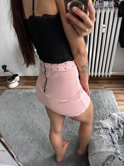 Růžová semišová sukně - 2
