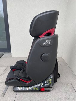 Autosedačka Britax Römer Advansafix IV R Air Black - 2