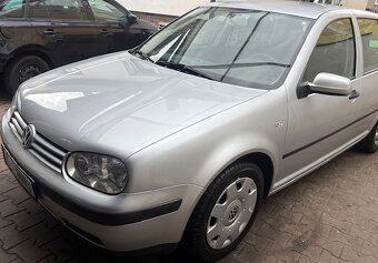 VW GOLF IV 1.4i 16v 11/2001 188t..km klimatizace - 2