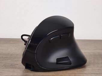 Trust VOXX Ergonomic Rechargeable Mouse - 2