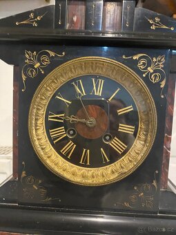 Prodám krásné staré krbové hodiny s mramorem - 2